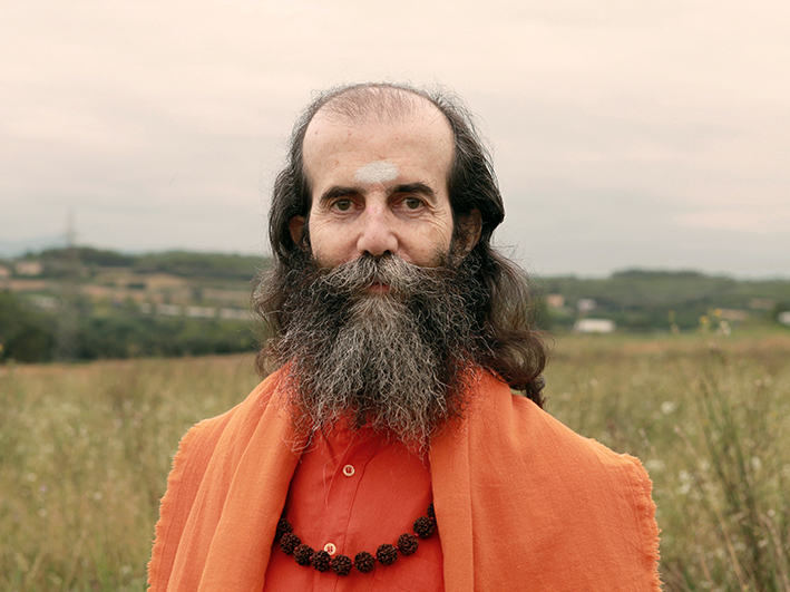 swami satyananda saraswati- naturaleza- yoga- meditación- hinduismo- paisaje- relajación- espiritualidad 