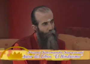 “Iluminando-tu-vida”-–-Entrevista-a-Swami-Satyananda-Saraswati.