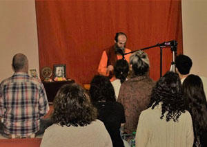 Celebración del mahasamadi de Baba Muktananda con Swami Satyananda Saraswati. 27 de octubre de 2015. Buenos Aires, Argentina.