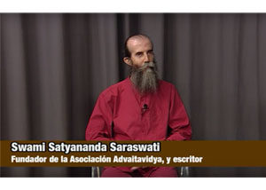 swami-satyananda-saraswati-fundador-de-la-asociación-advaitavidya-y-escritor-tierra-de-sueños