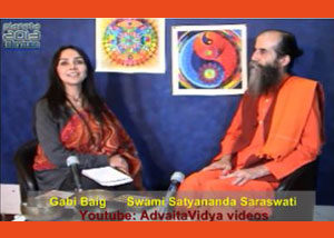 nueva-mujer-dialogo-con-swami-satynanda-saraswati-gabi-baig